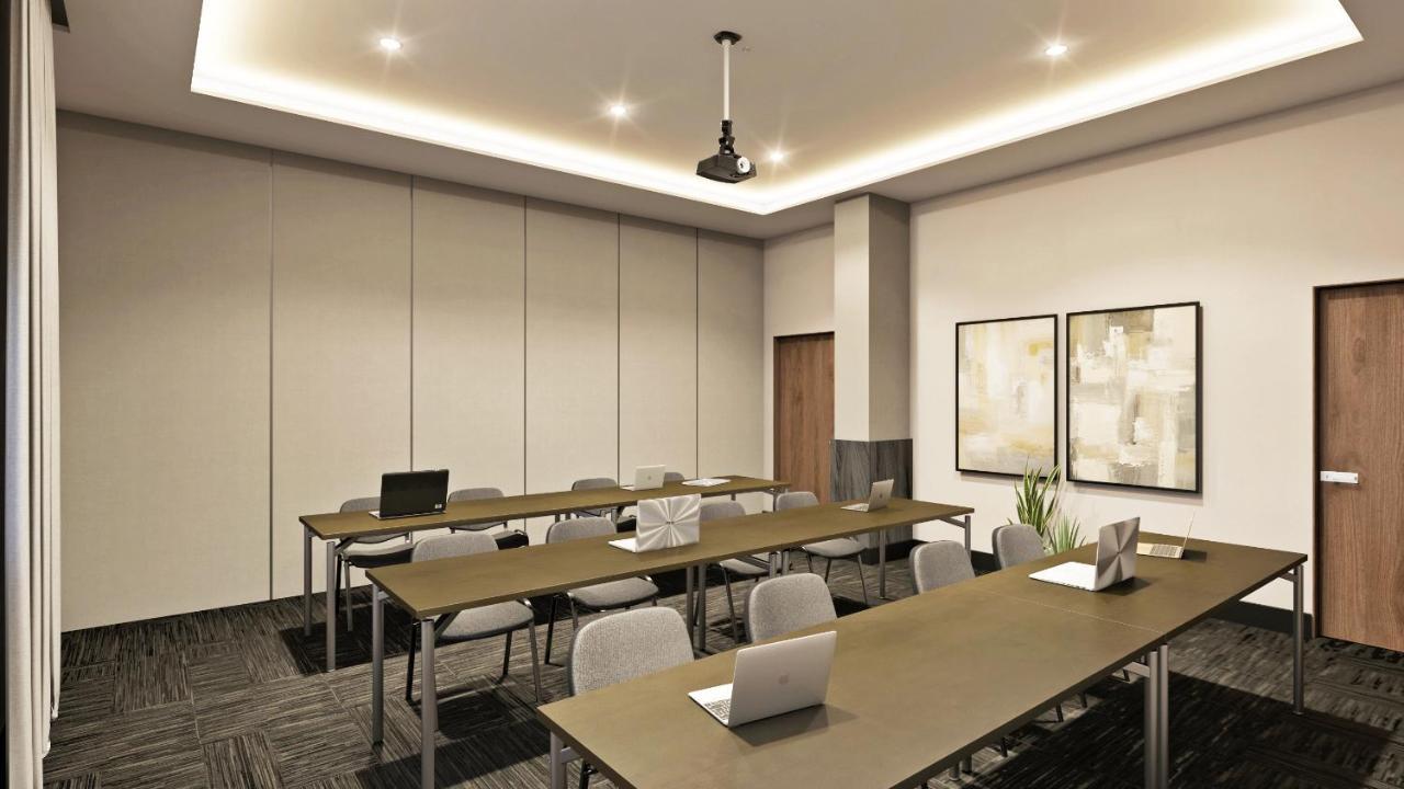 Ac Hotel By Marriott Saltillo Exteriör bild