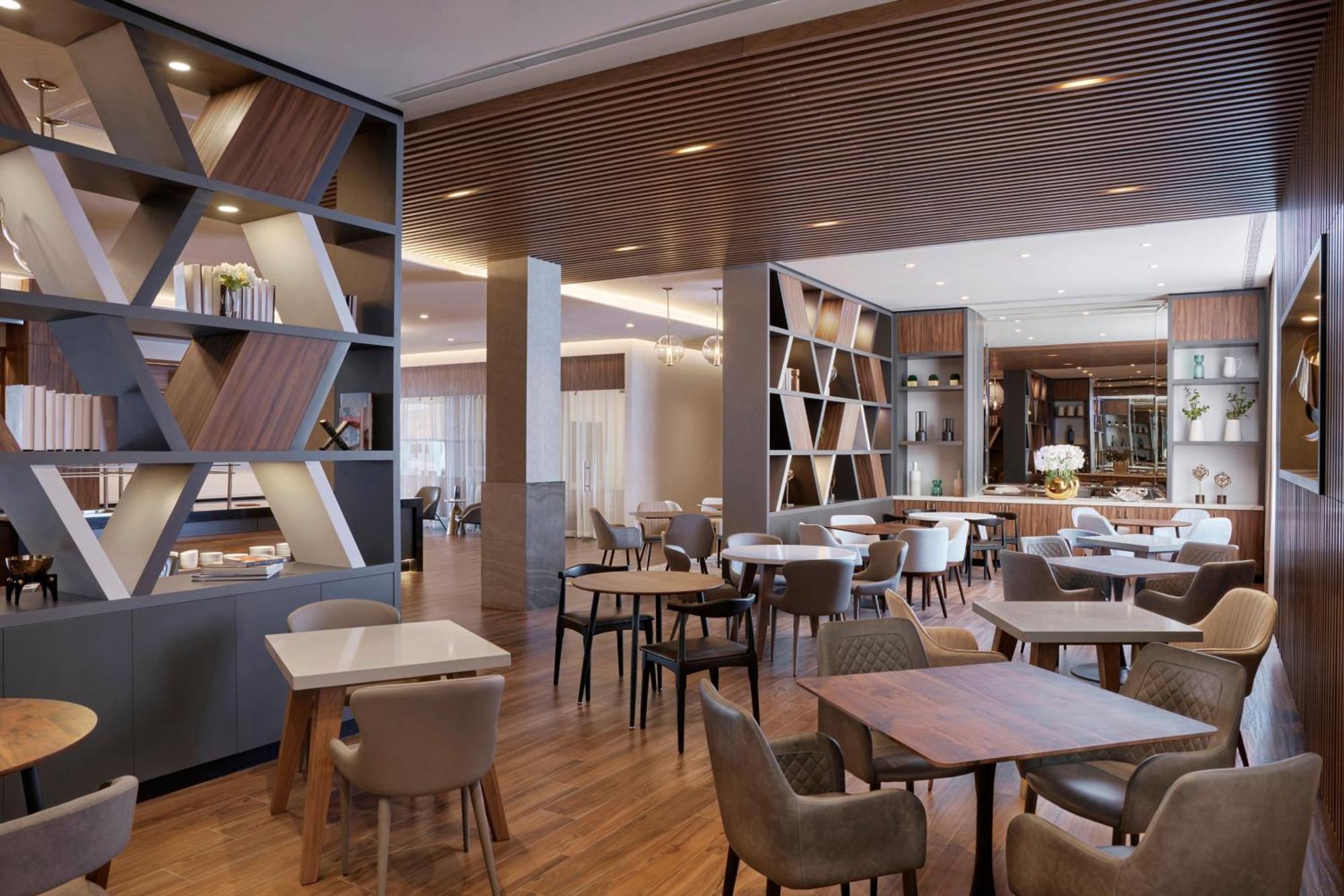 Ac Hotel By Marriott Saltillo Exteriör bild