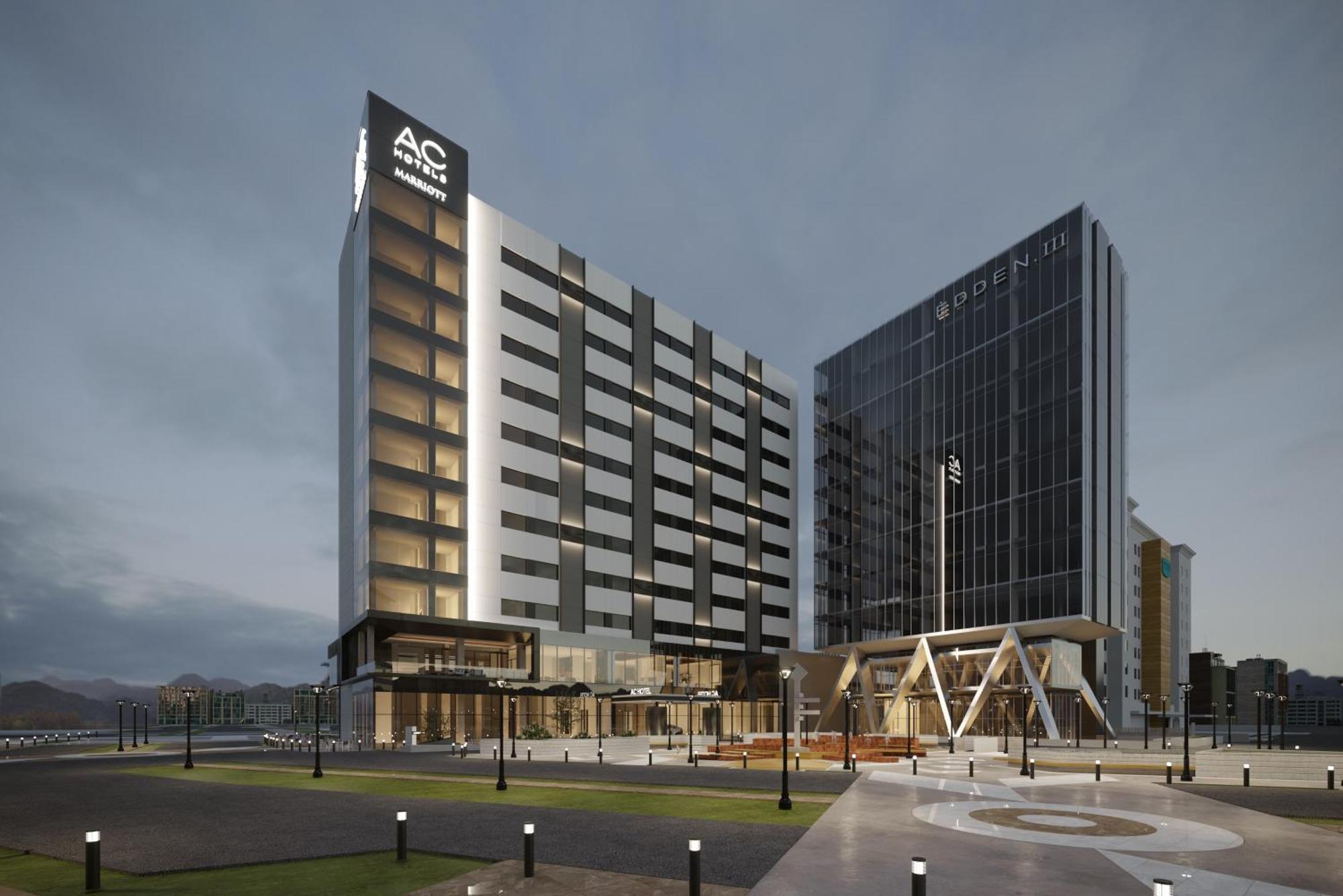 Ac Hotel By Marriott Saltillo Exteriör bild