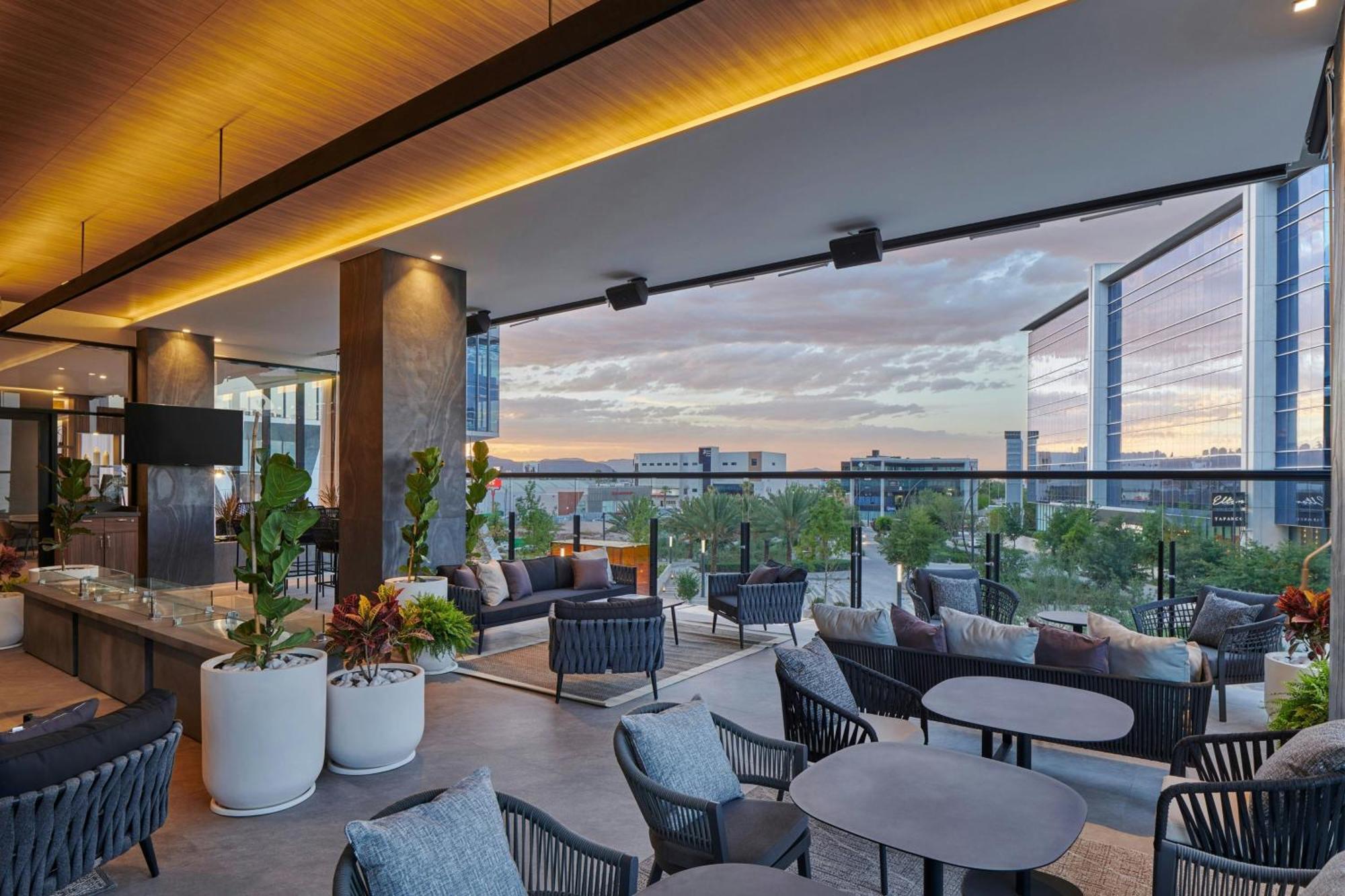 Ac Hotel By Marriott Saltillo Exteriör bild