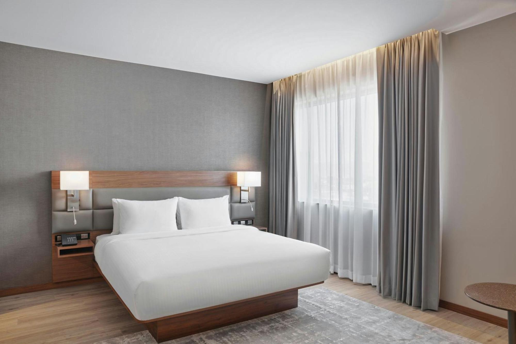 Ac Hotel By Marriott Saltillo Exteriör bild