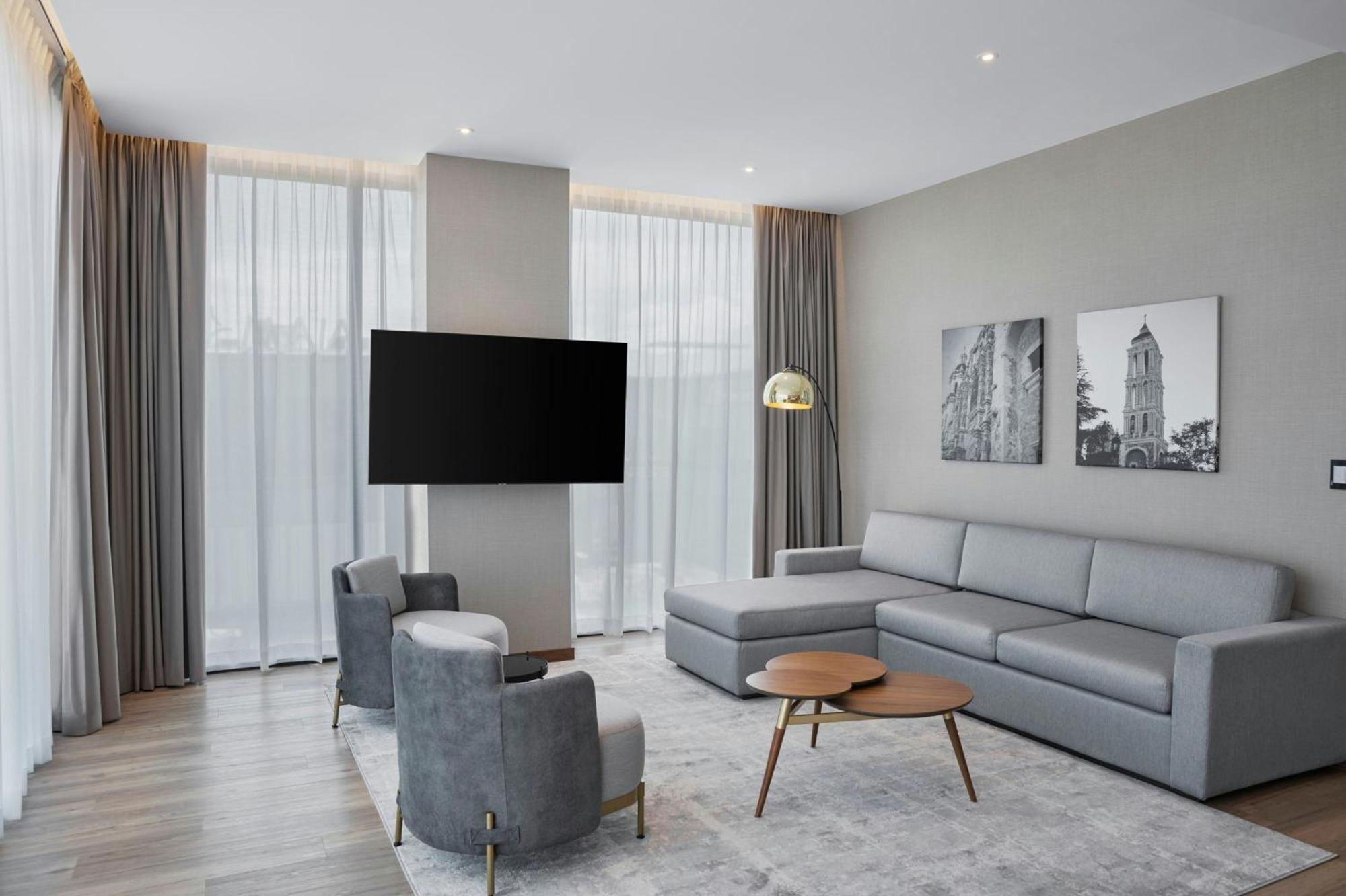 Ac Hotel By Marriott Saltillo Exteriör bild