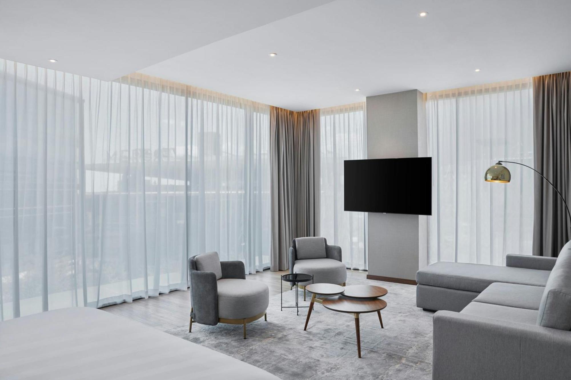 Ac Hotel By Marriott Saltillo Exteriör bild